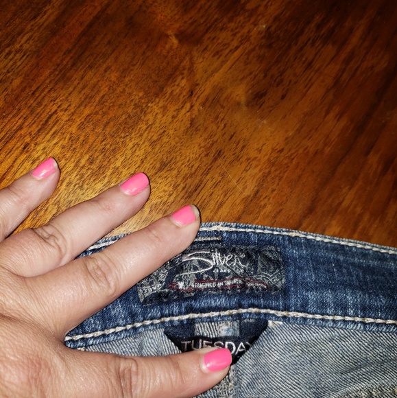 Silver Tuesday Jeans 28/31 Like New! - Picture 6 of 6